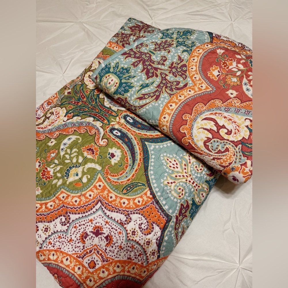 Paisley comforter